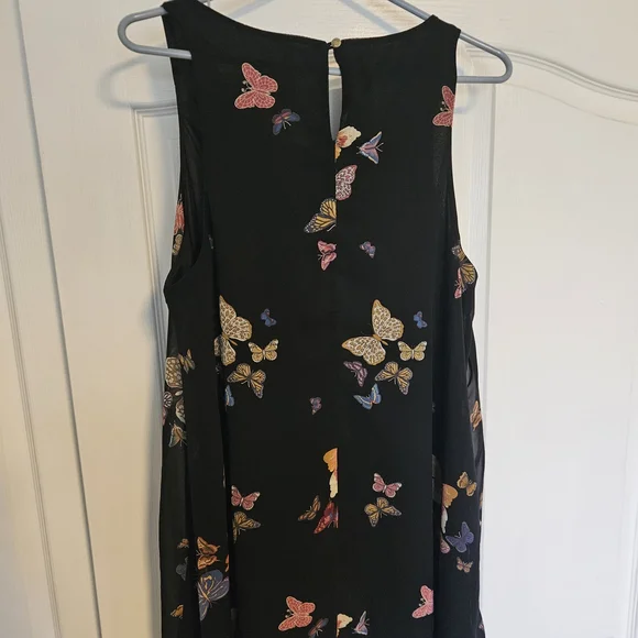 Butterfly Print Black Dress - Picture 3 of 4